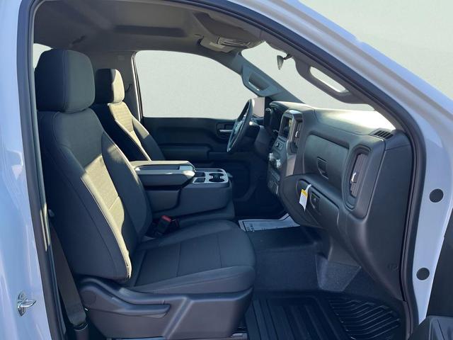 Photo of 2025 Summit White GMC Sierra 1500