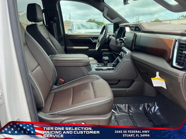 Photo of 2024 White Frost Tricoat GMC Sierra 1500