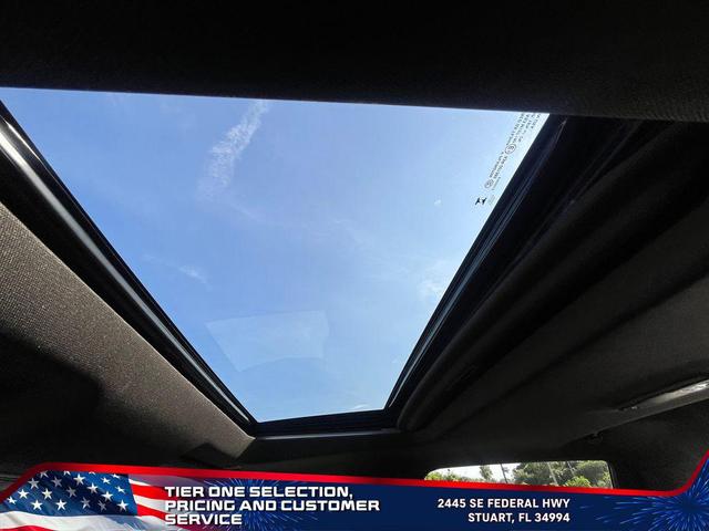 Photo of 2024 White Frost Tricoat GMC Sierra 3500