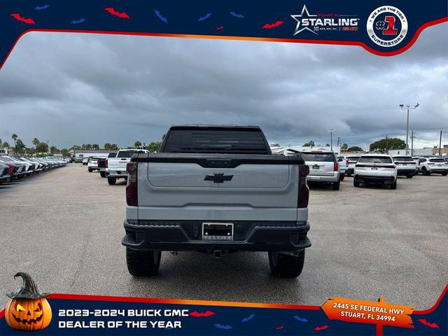 Photo of 2025 Slate Gray Metallic Chevrolet Silverado 1500