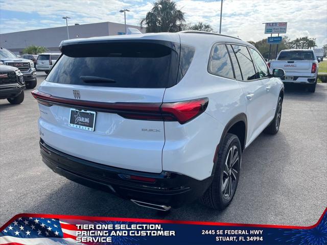 Photo of 2025 White Frost Tricoat Buick Enclave