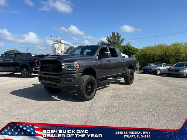 Photo of 2024 Granite Crystal Metallic Clearcoat RAM 2500