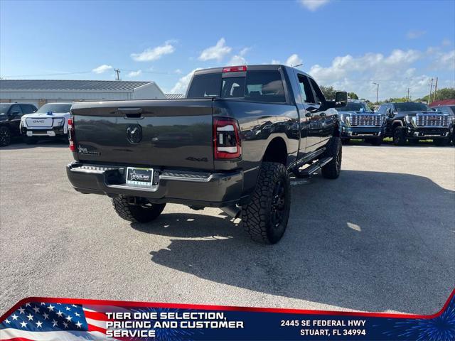Photo of 2024 Granite Crystal Metallic Clearcoat RAM 2500