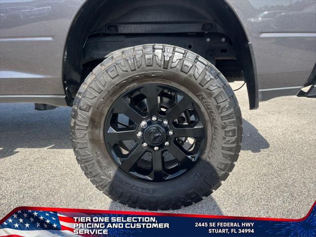 Photo of 2024 Granite Crystal Metallic Clearcoat RAM 2500