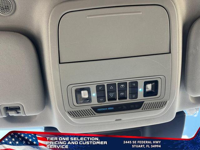 Photo of 2020 White Ford Explorer