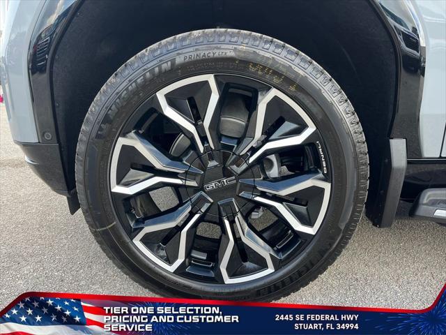 Photo of 2025 Thunderstorm Gray GMC Sierra EV