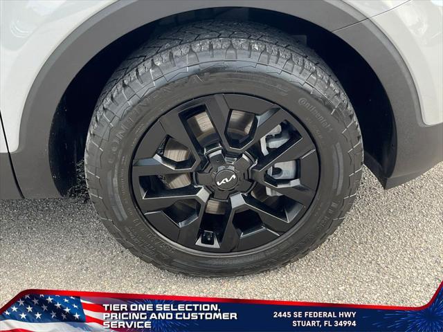 Photo of 2023 Wolf Gray Kia Telluride