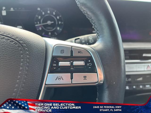 Photo of 2023 Wolf Gray Kia Telluride