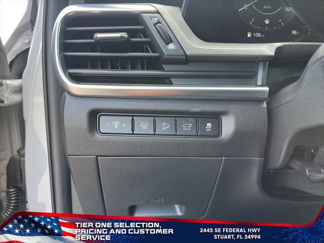 Photo of 2023 Wolf Gray Kia Telluride