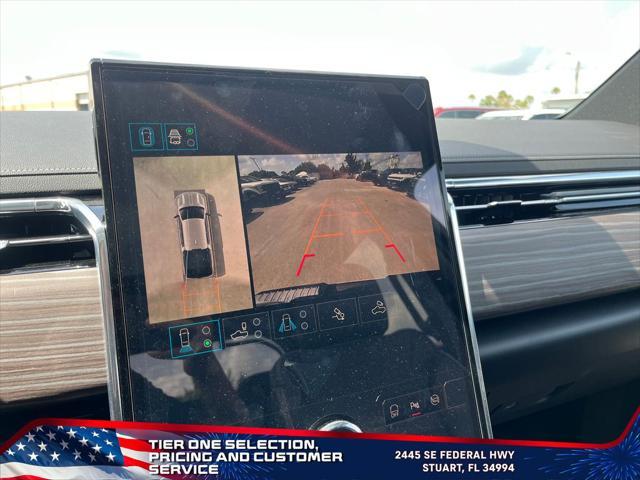 Photo of 2025 Summit White GMC Sierra EV