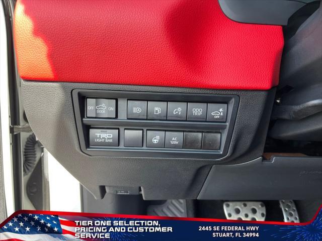 Photo of 2022 White Toyota Tundra Hybrid