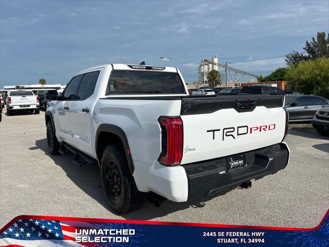 Photo of 2022 White Toyota Tundra Hybrid