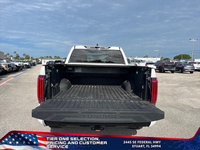 Photo of 2022 White Toyota Tundra Hybrid