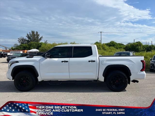 Photo of 2022 White Toyota Tundra Hybrid