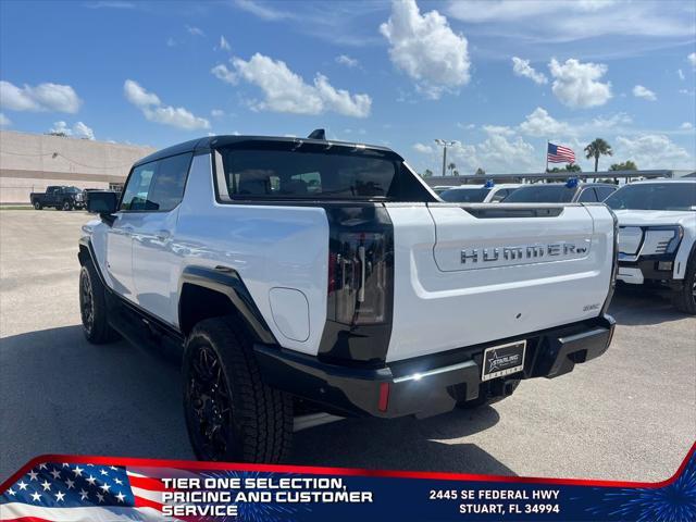 Photo of 2025 Interstellar White GMC HUMMER EV Pickup