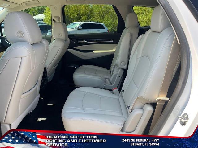 Photo of 2024 White Frost Tricoat Buick Enclave