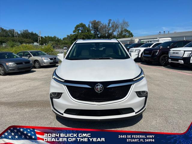 Photo of 2024 White Frost Tricoat Buick Enclave