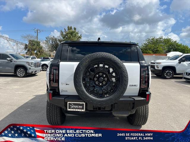 Photo of 2025 Interstellar White GMC HUMMER EV SUV