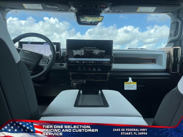 Photo of 2025 Interstellar White GMC HUMMER EV SUV