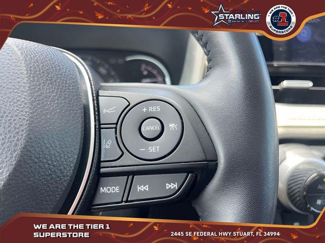 Photo of 2023 Ice Cap Toyota RAV4