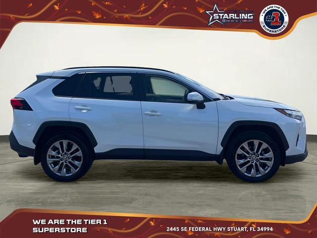 Photo of 2023 Ice Cap Toyota RAV4