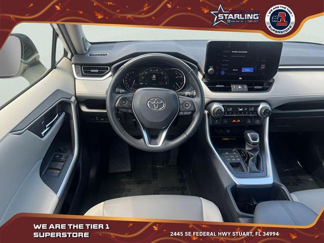 Photo of 2023 Ice Cap Toyota RAV4