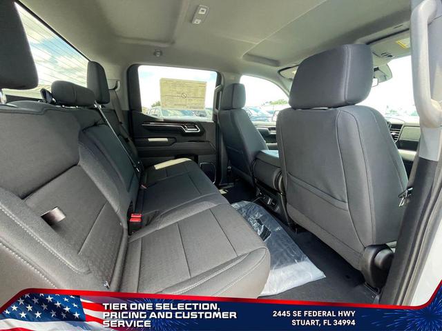 Photo of 2025 Summit White GMC Sierra 1500