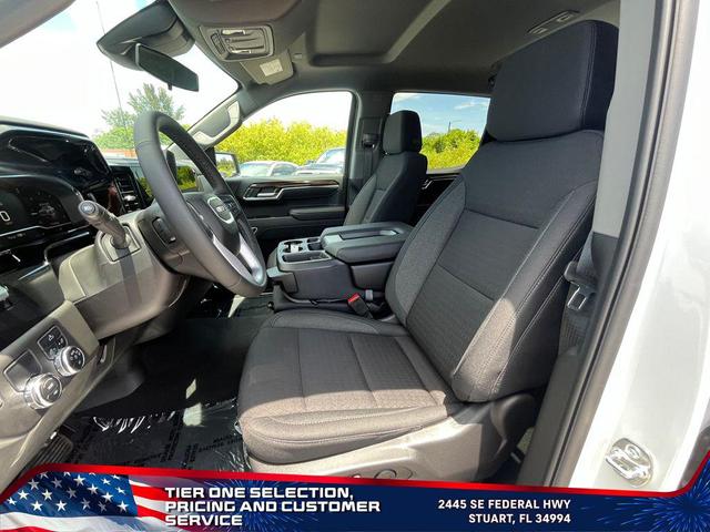 Photo of 2025 Summit White GMC Sierra 1500