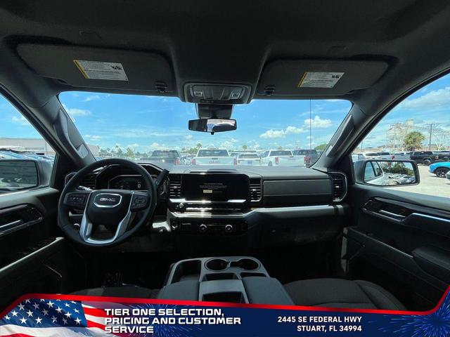 Photo of 2025 Summit White GMC Sierra 1500