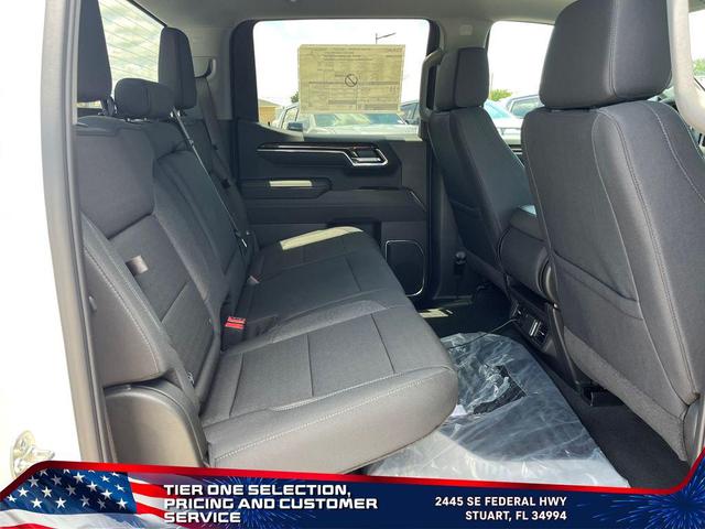 Photo of 2025 Summit White GMC Sierra 1500