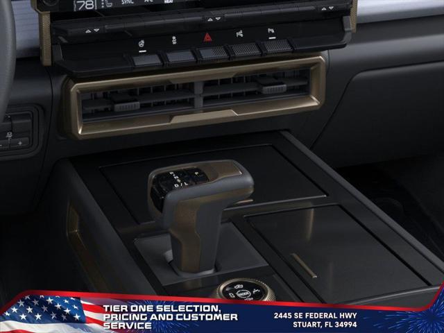 Photo of 2025 Interstellar White GMC HUMMER EV Pickup