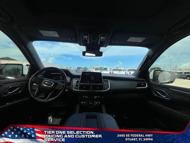 Photo of 2023 Summit White GMC Yukon