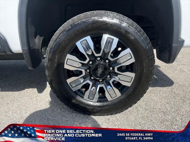 Photo of 2024 Summit White Chevrolet Silverado 2500