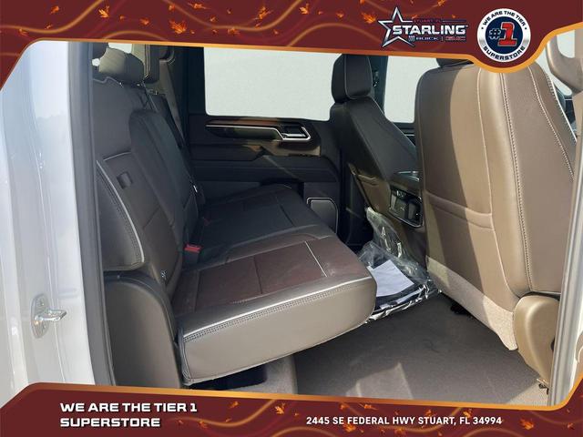 Photo of 2025 White Frost Tricoat GMC Sierra 2500