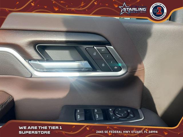 Photo of 2025 White Frost Tricoat GMC Sierra 2500