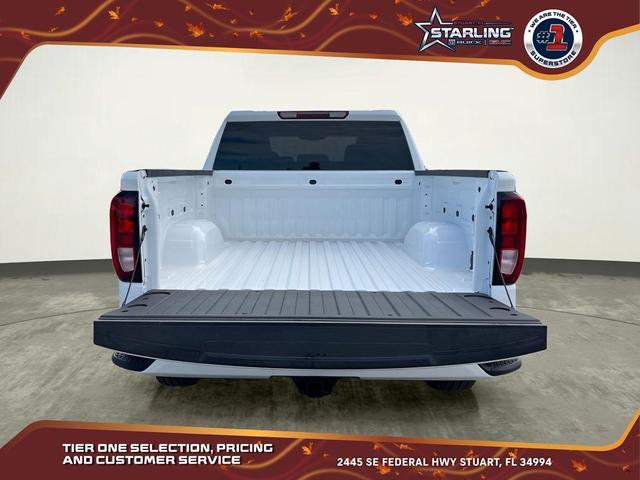 Photo of 2025 Summit White GMC Sierra 1500