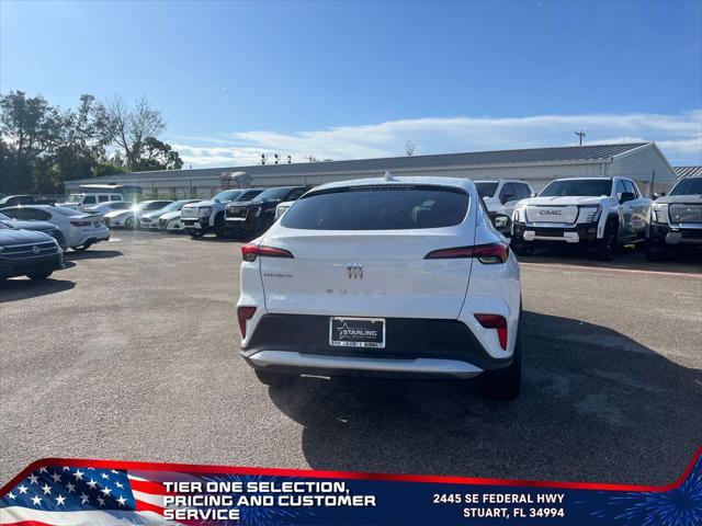 Photo of 2025 Summit White Buick Envista