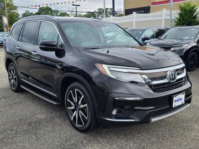 Photo of 2022 Crystal Black Pearl Honda Pilot