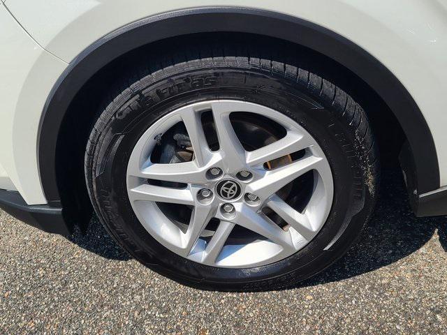 Photo of 2021 Blizzard Pearl Toyota C-HR