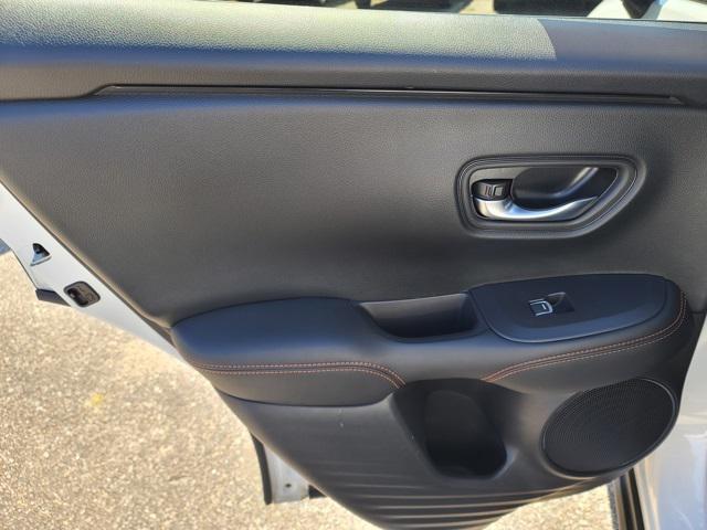 Photo of 2025 Wh Honda HR-V