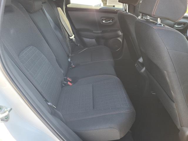 Photo of 2025 Wh Honda HR-V