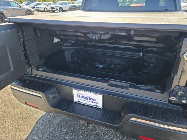 Photo of 2018 Crystal Black Pearl Honda Ridgeline