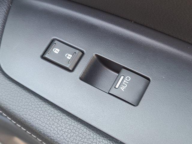 Photo of 2018 Crystal Black Pearl Honda Ridgeline
