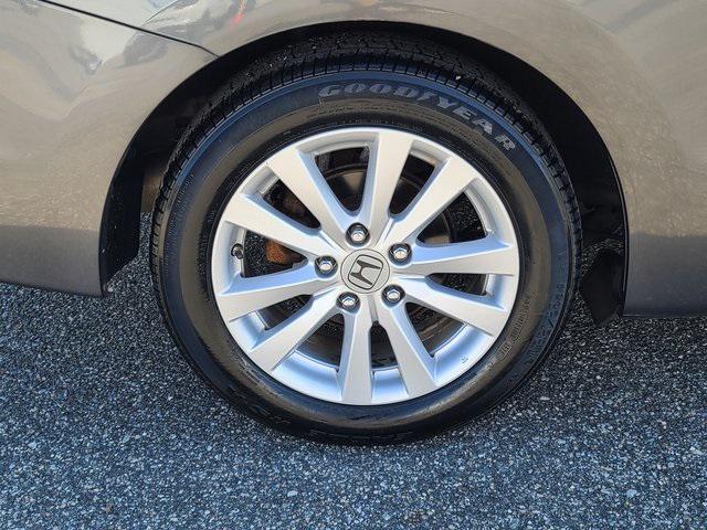 Photo of 2012 Polished Metal Metallic Honda Civic