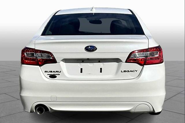 Photo of 2016 Crystal White Pearl Subaru Legacy
