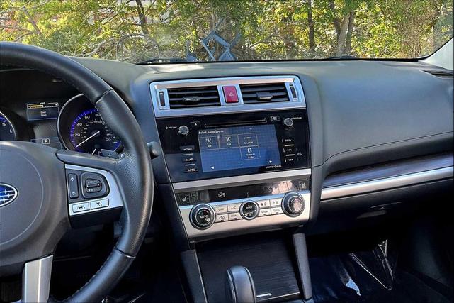 Photo of 2016 Crystal White Pearl Subaru Legacy
