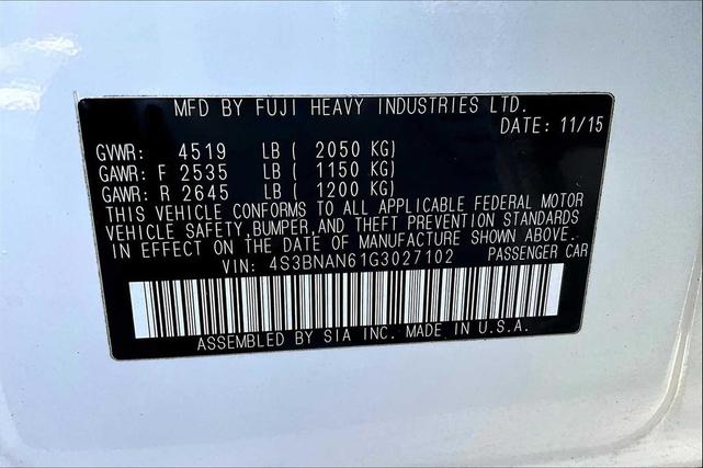 Photo of 2016 Crystal White Pearl Subaru Legacy