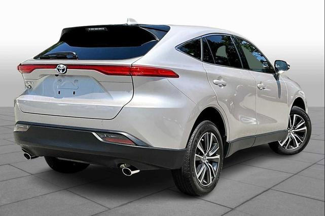 Photo of 2024 Titanium Glow Toyota Venza