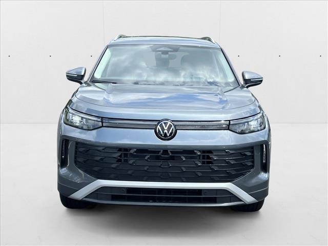 Photo of 2025 Platinum Gray Metallic Volkswagen Tiguan