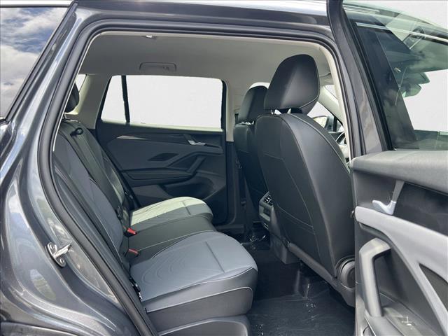 Photo of 2025 Platinum Gray Metallic Volkswagen Tiguan